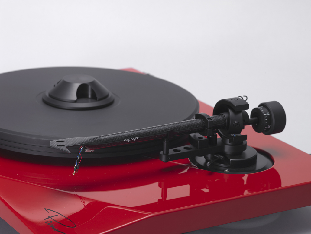 Oracle Paris Red side ORACLE - Paris Mk V Turntable
